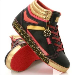 Hip Pastry Sneakers! Size 7!